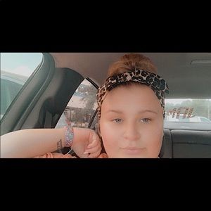 Meet your Posher, Missy